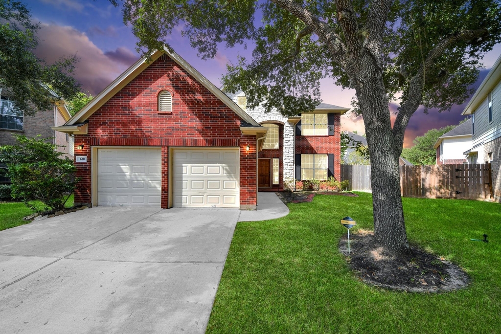 610 Ashley Cove Court - Photo 0