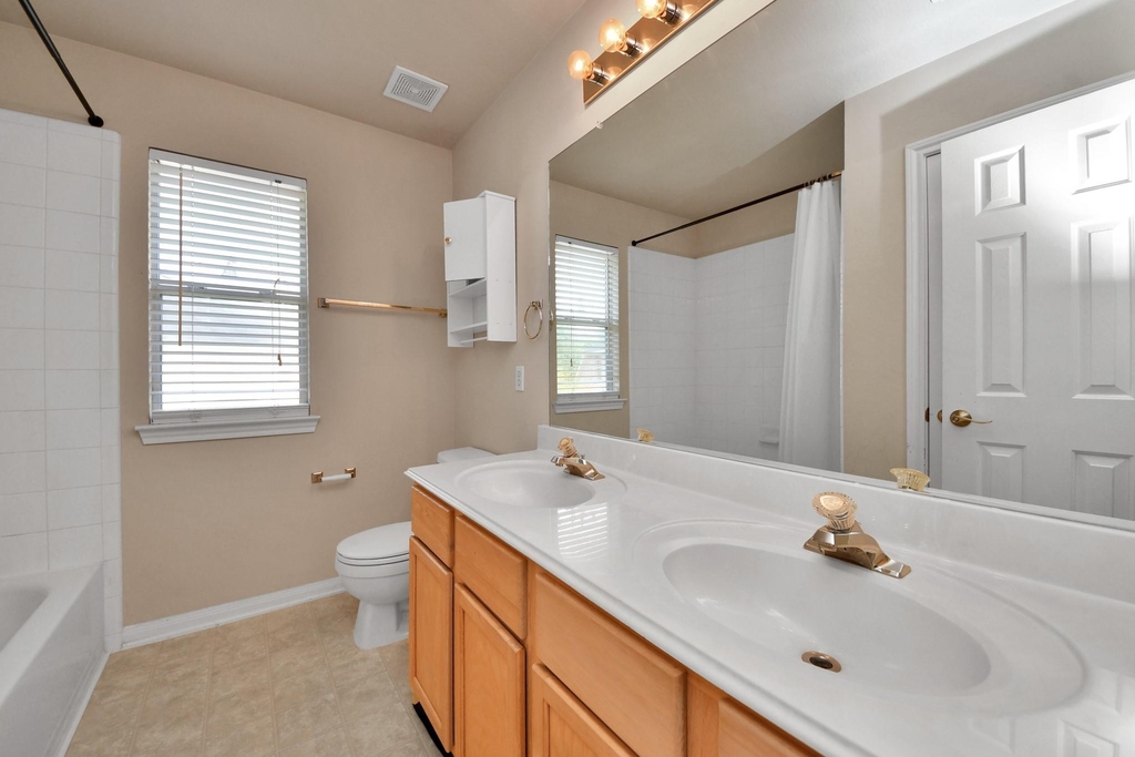 610 Ashley Cove Court - Photo 31