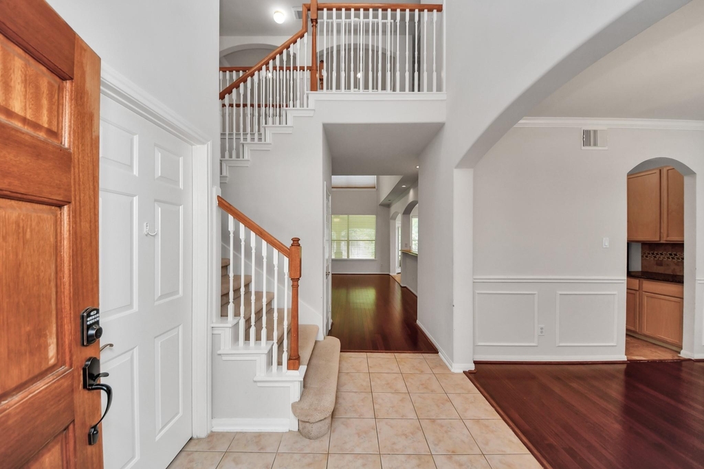 610 Ashley Cove Court - Photo 3