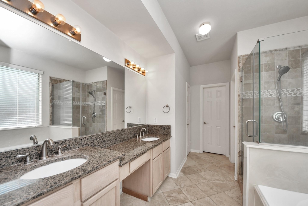 610 Ashley Cove Court - Photo 21