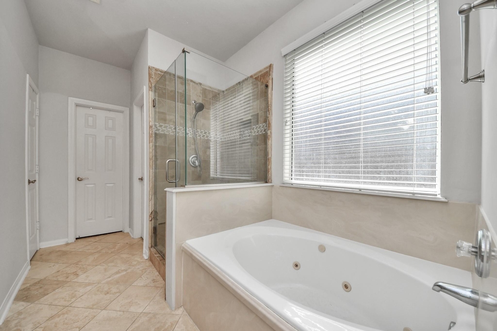 610 Ashley Cove Court - Photo 20