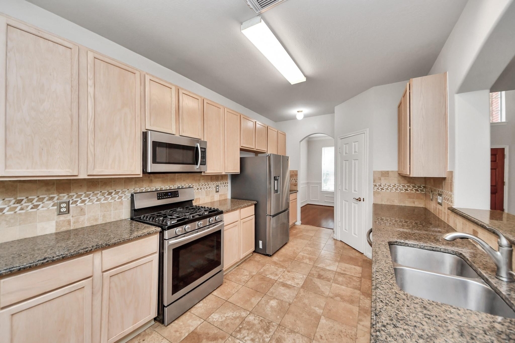 610 Ashley Cove Court - Photo 13