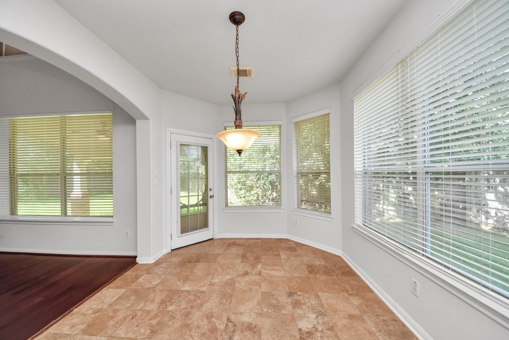 610 Ashley Cove Court - Photo 11