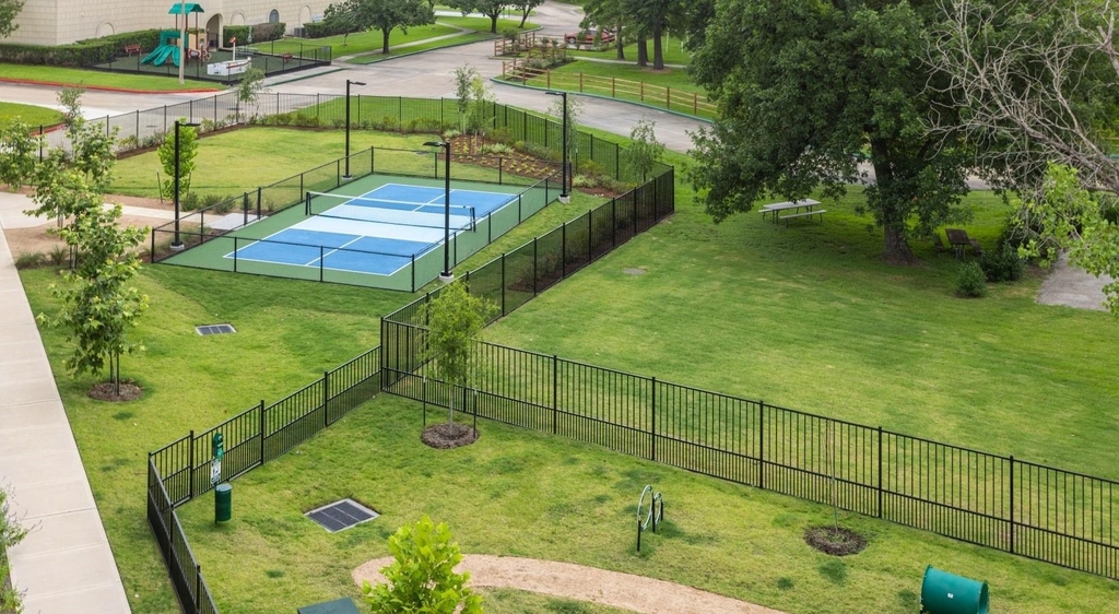 10800 Hammerly Boulevard - Photo 16