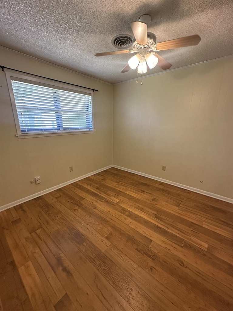 1204 E Stone - Photo 7