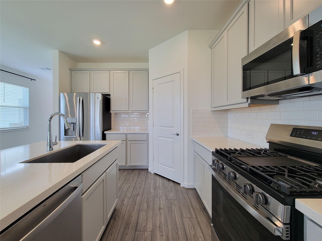 7730 Primrose Myrtle Lane - Photo 3