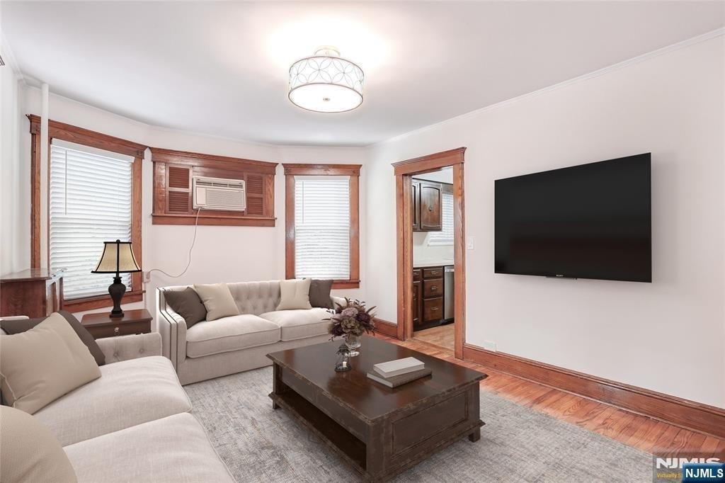 215 Walter - Photo 9