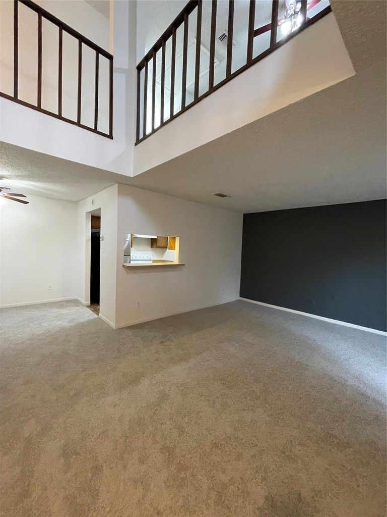 3909 Tanglewilde Street - Photo 11