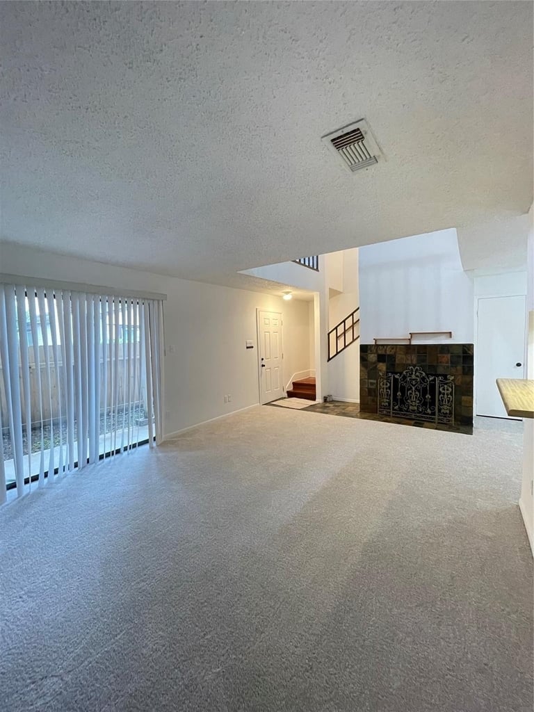 3909 Tanglewilde Street - Photo 10