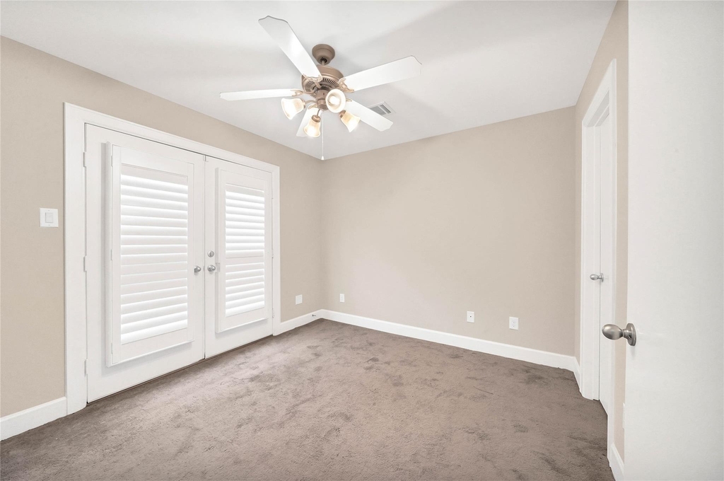 3633 Main Plaza Drive - Photo 5