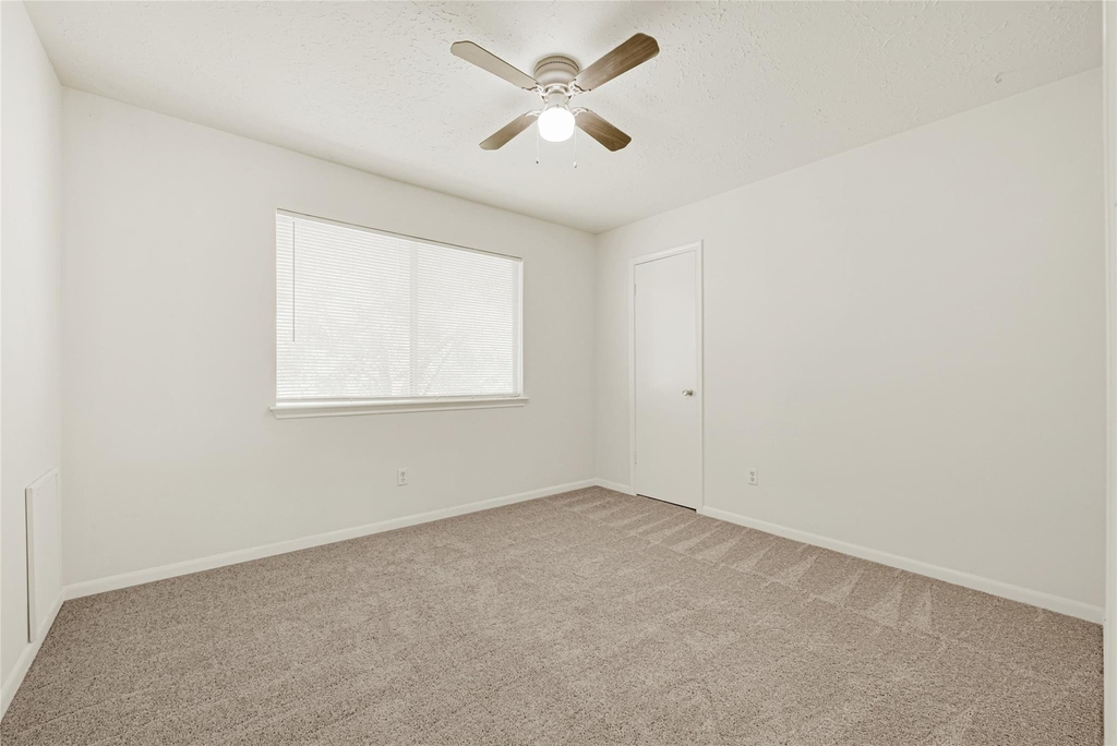 4910 Brownfields Court - Photo 24