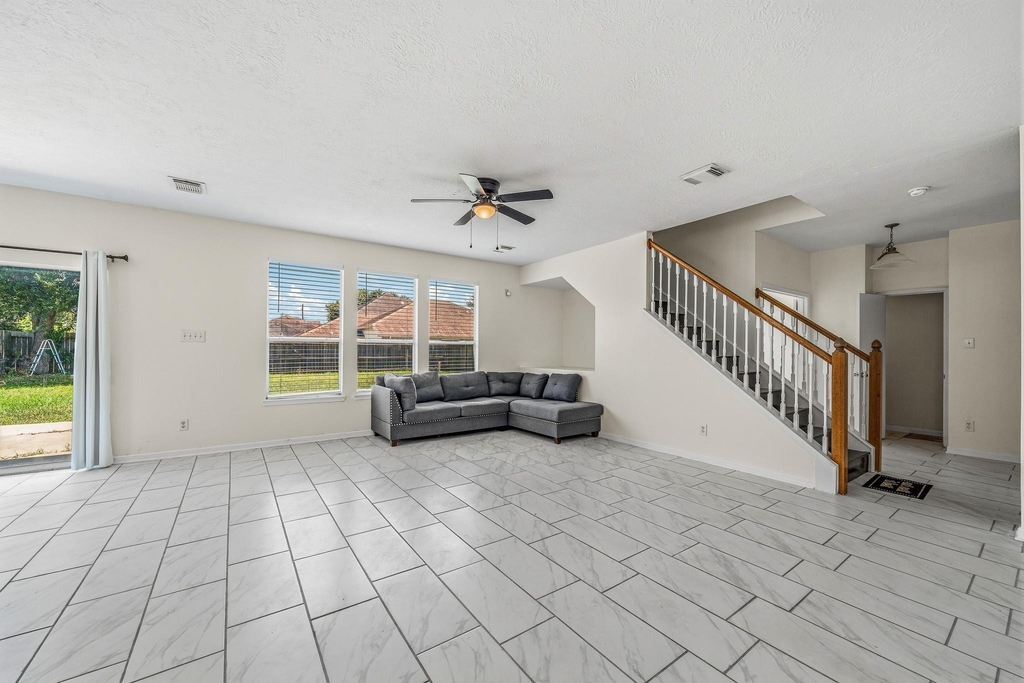 9641 Weldridge Drive - Photo 6