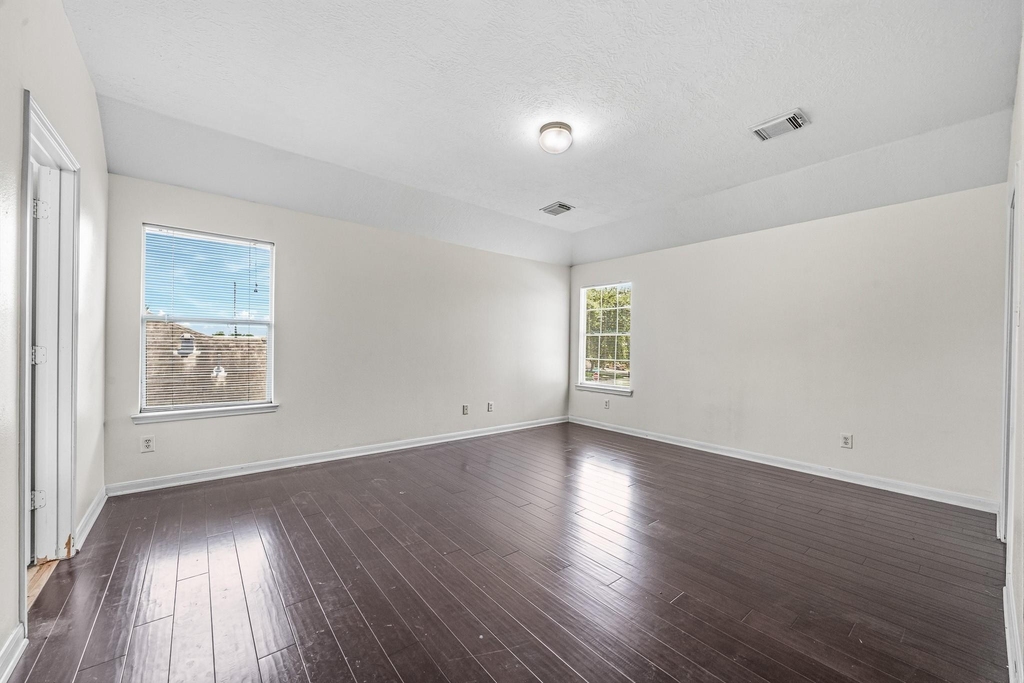 9641 Weldridge Drive - Photo 32