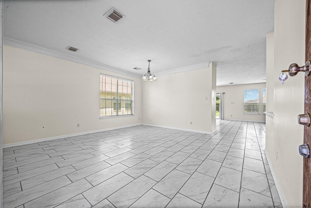 9641 Weldridge Drive - Photo 3