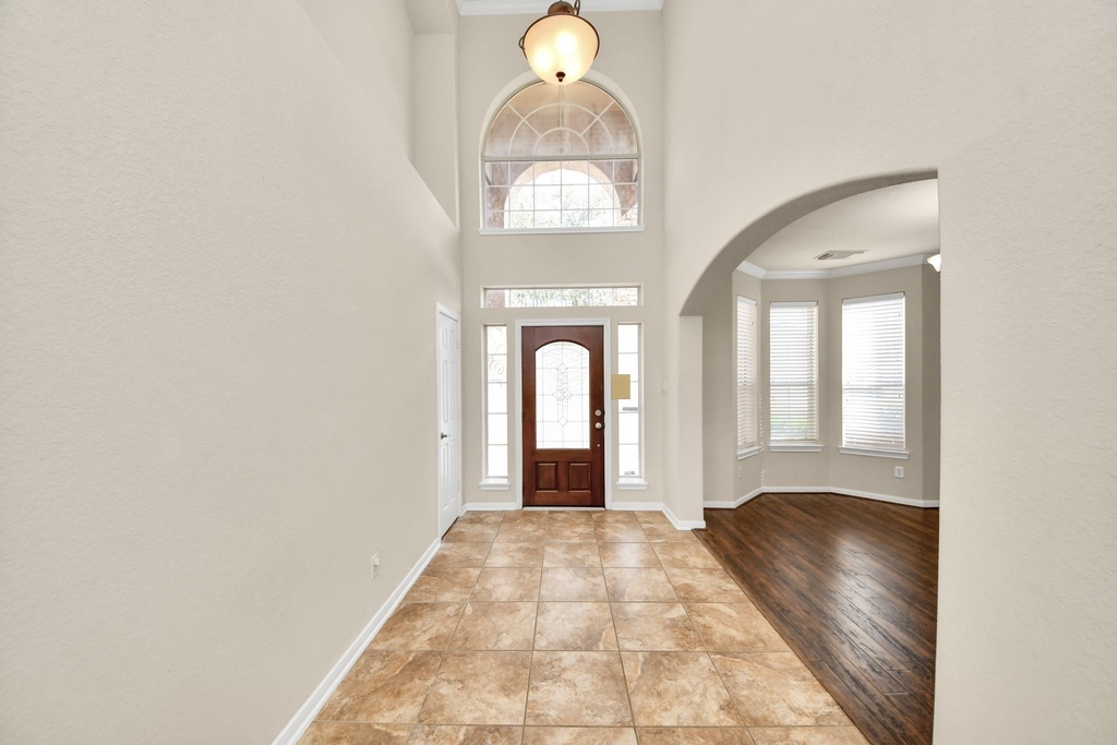 8627 Sweet Pasture Drive - Photo 2