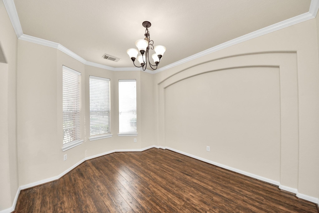 8627 Sweet Pasture Drive - Photo 6