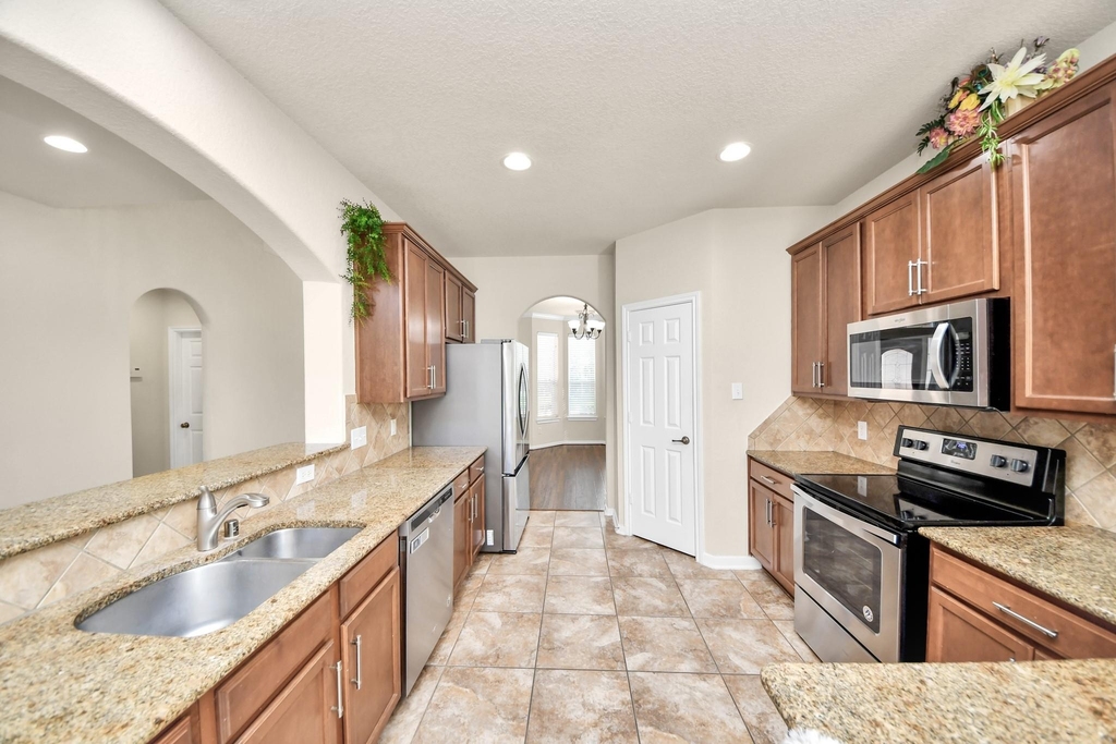 8627 Sweet Pasture Drive - Photo 16