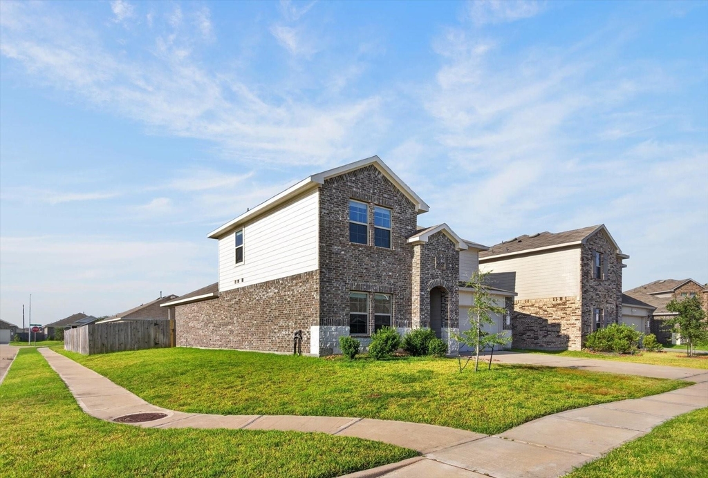 21311 Orono Heights Trail - Photo 2