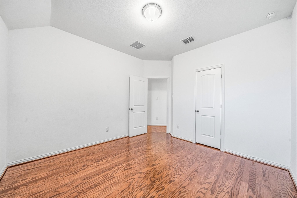 3519 Sunburst Court - Photo 32