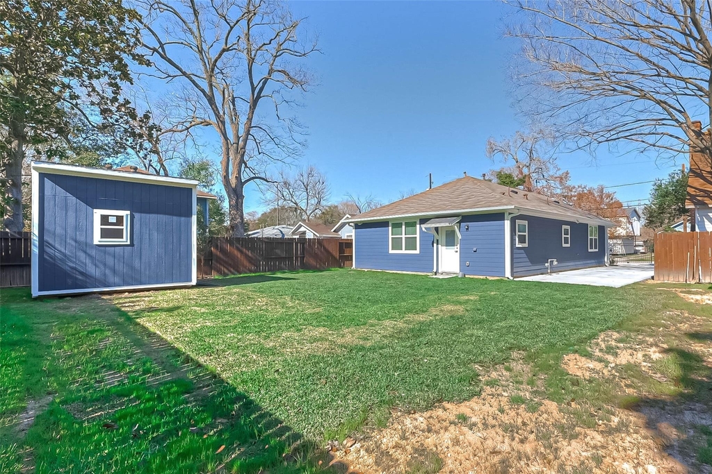 910 King Street - Photo 30
