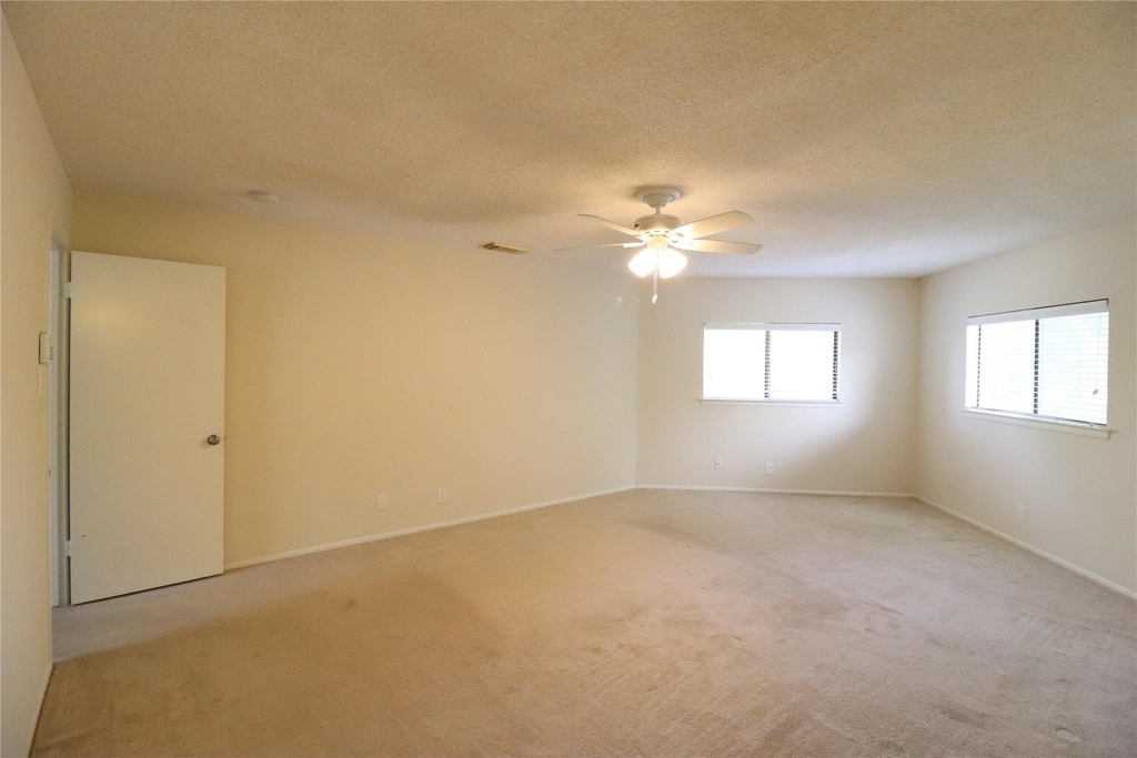 13026 Cavern Park Drive - Photo 16