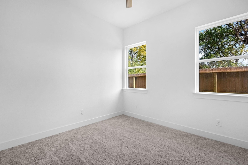 768 Lucky Street - Photo 14