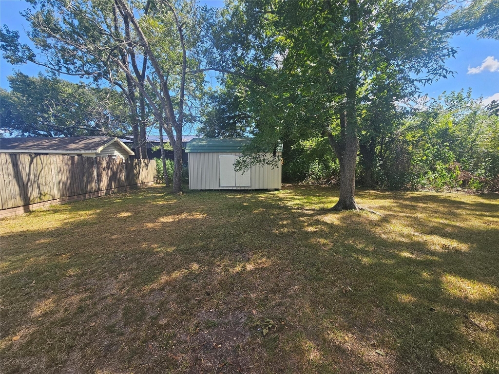 3016 Lincoln Street - Photo 9