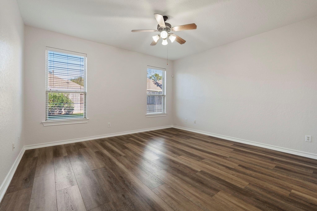 3323 Legends Mist Drive - Photo 11