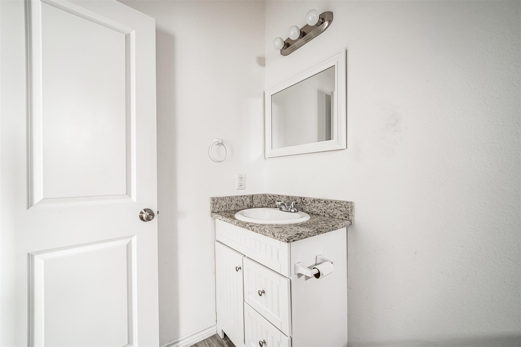 16888 Kempwood - Photo 17