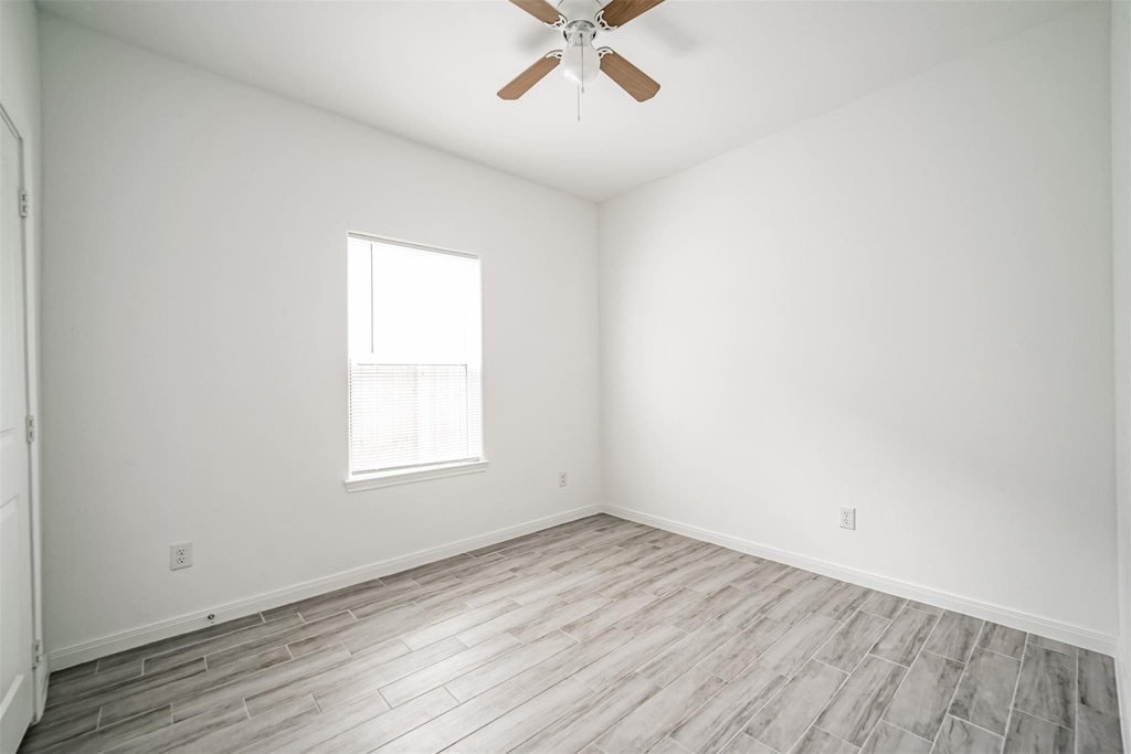 16888 Kempwood - Photo 19