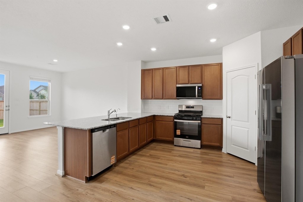 2816 Shimmer Edge Drive - Photo 7