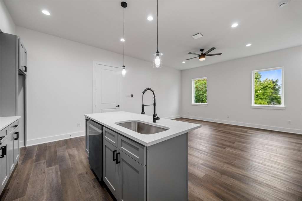 6530 Tuskegee Street - Photo 1