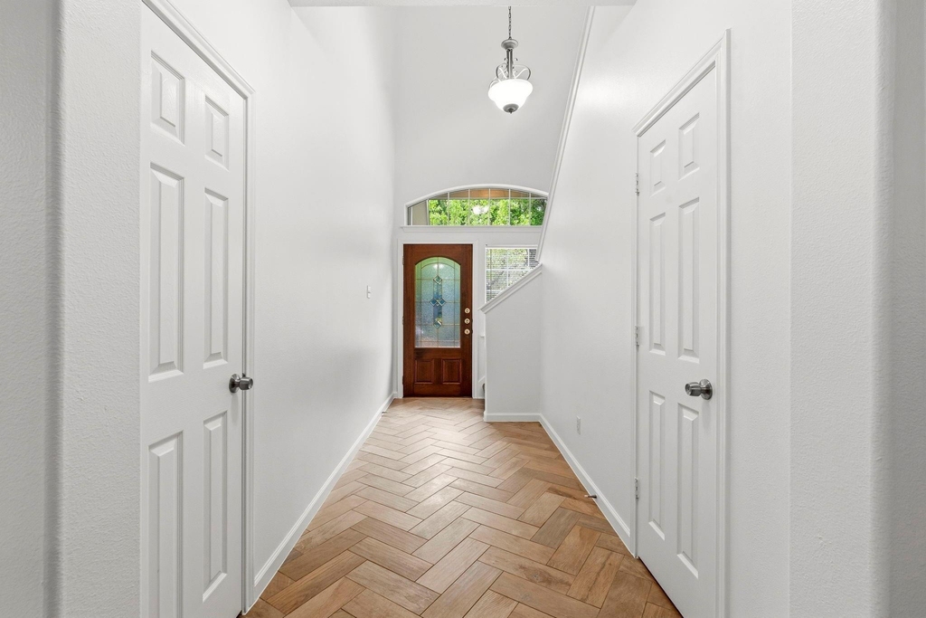 103 Ledgestone Place - Photo 4