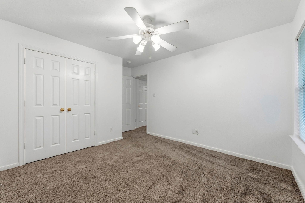 103 Ledgestone Place - Photo 34