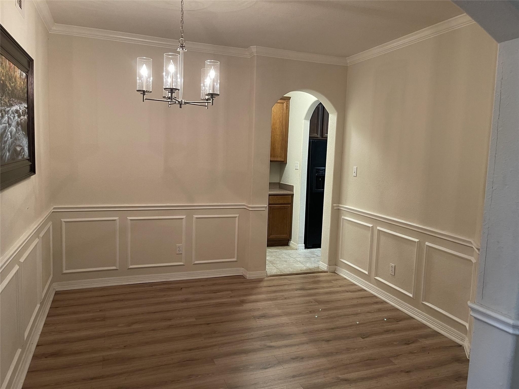 6410 E Linpar Court - Photo 3
