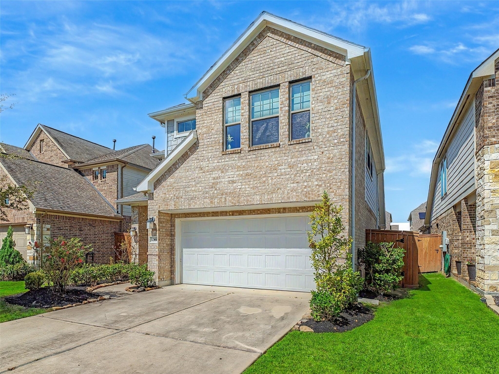 6019 Dovetail Cliff Court - Photo 2