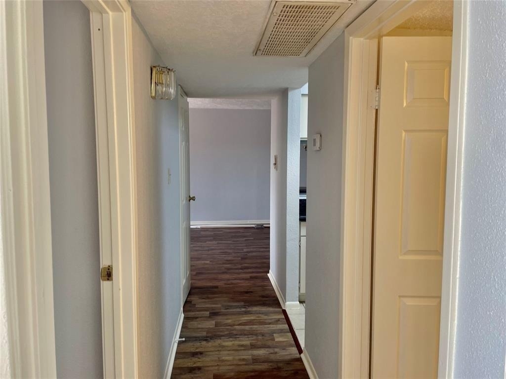 3025 Walnut Bend Lane - Photo 7