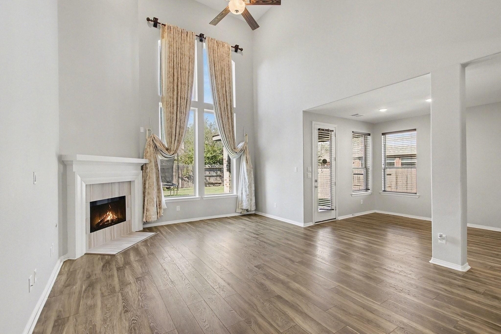 11022 Croftmore Drive - Photo 7