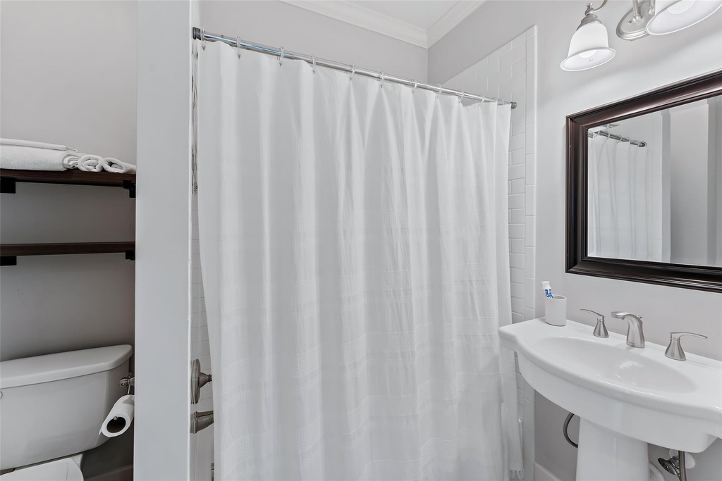 1504 Knox Street - Photo 29