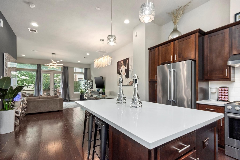 4413 Eli Street - Photo 1