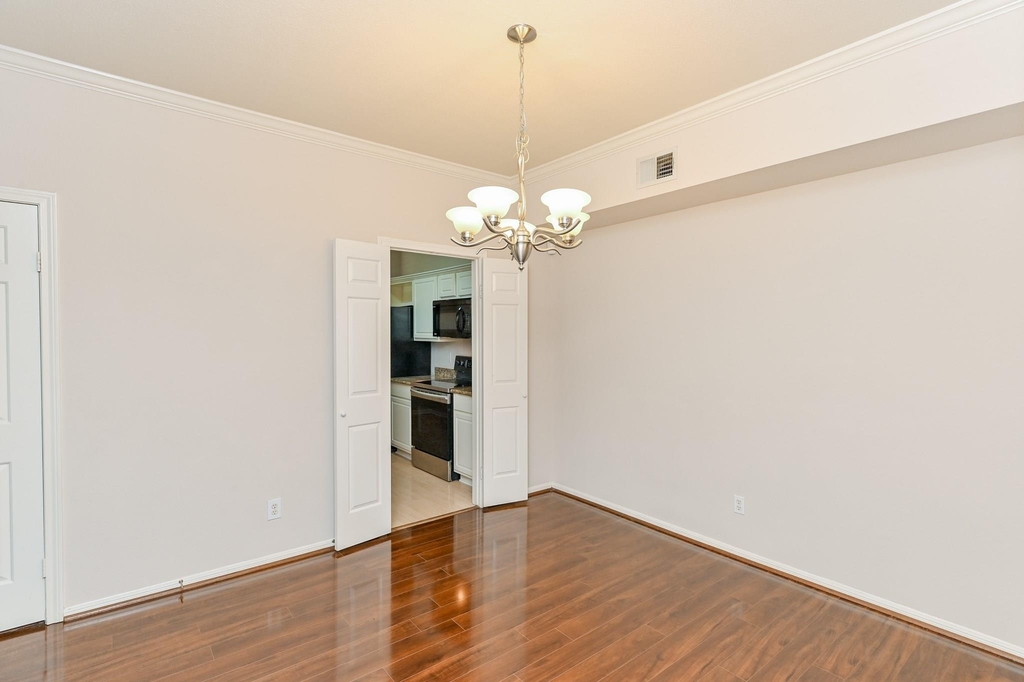 2255 Braeswood Park Drive - Photo 7