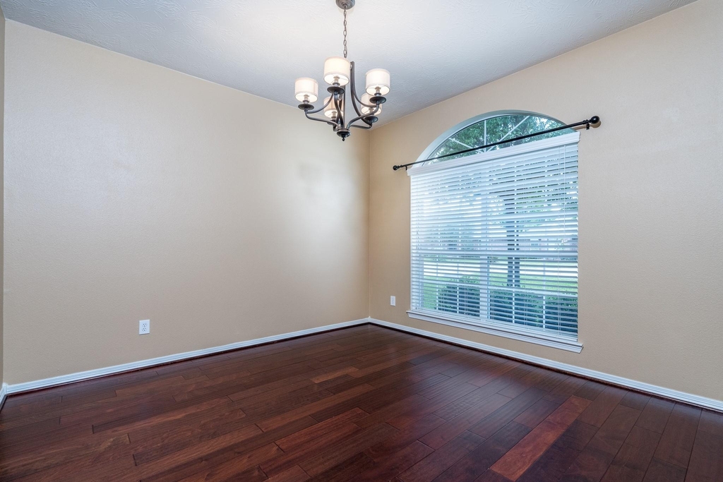 9315 Hidden Court - Photo 6