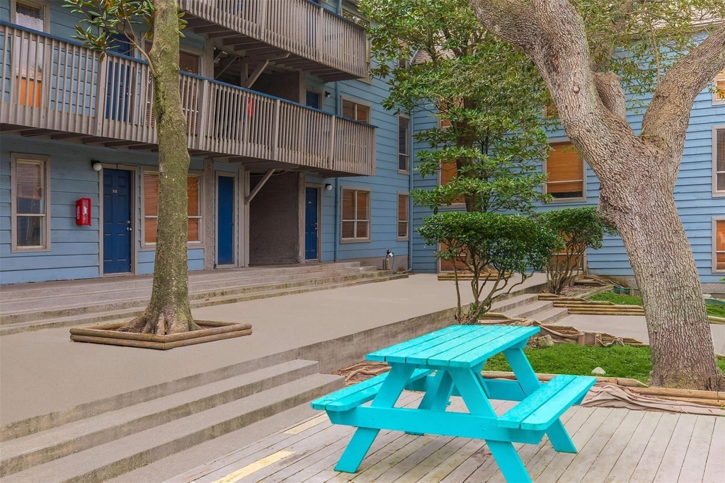 8100 Seawall Boulevard - Photo 15