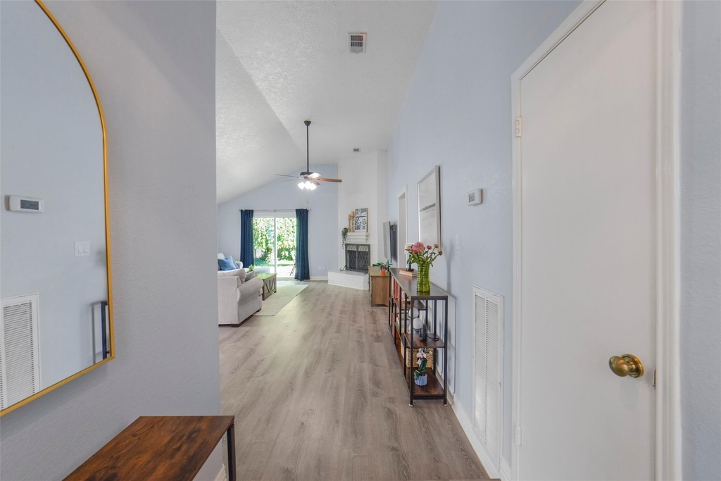 10546 Waving Fields Drive - Photo 4