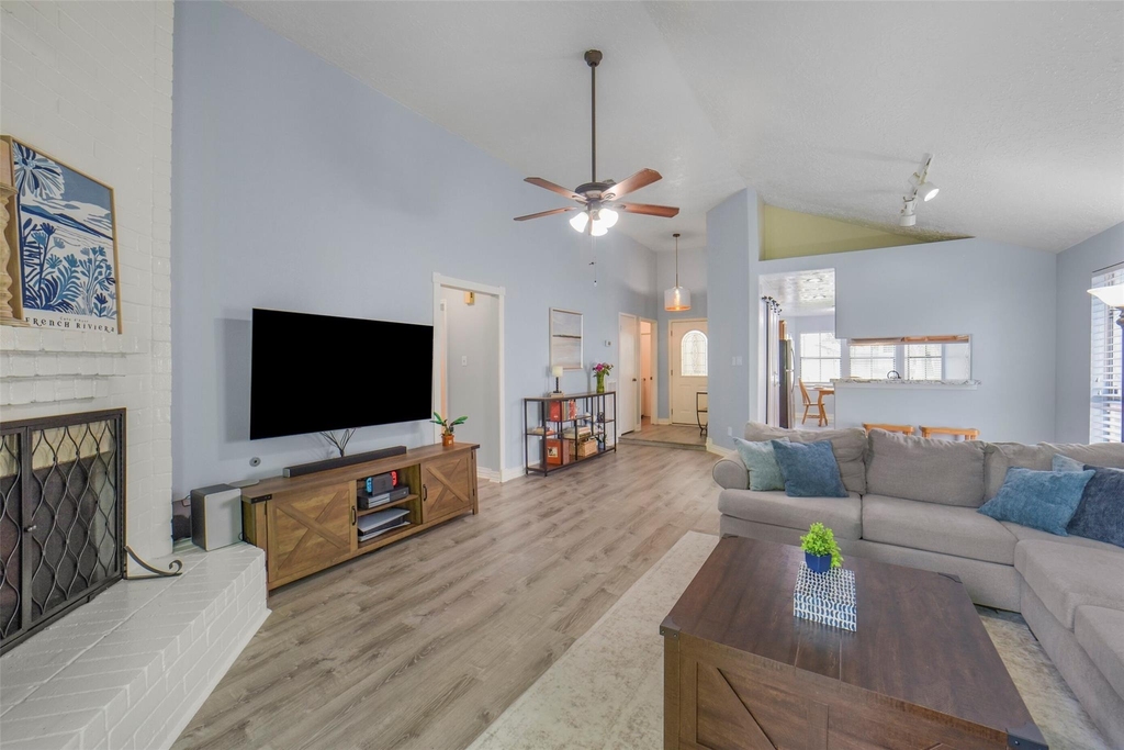 10546 Waving Fields Drive - Photo 9