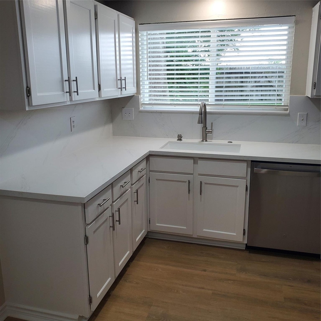 2514 Windswept Drive - Photo 9