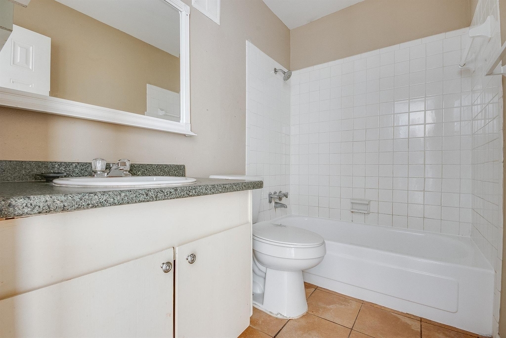 2689 Gessner Road - Photo 12