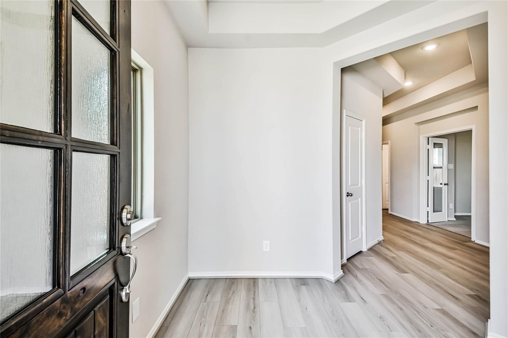 558 Sand Branch - Photo 2
