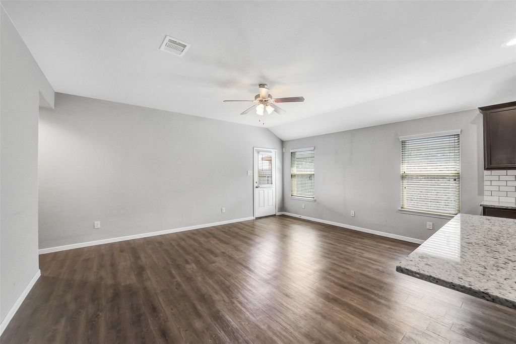 3434 Mcdonough Way - Photo 18