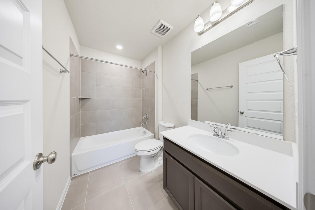 18560 Meadow Point Lane - Photo 15